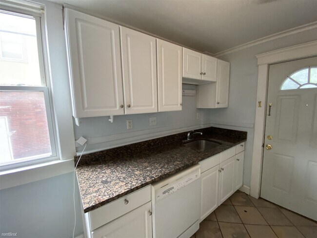 Building Photo - 6 br, 3 bath House - 717 McKinley Ave