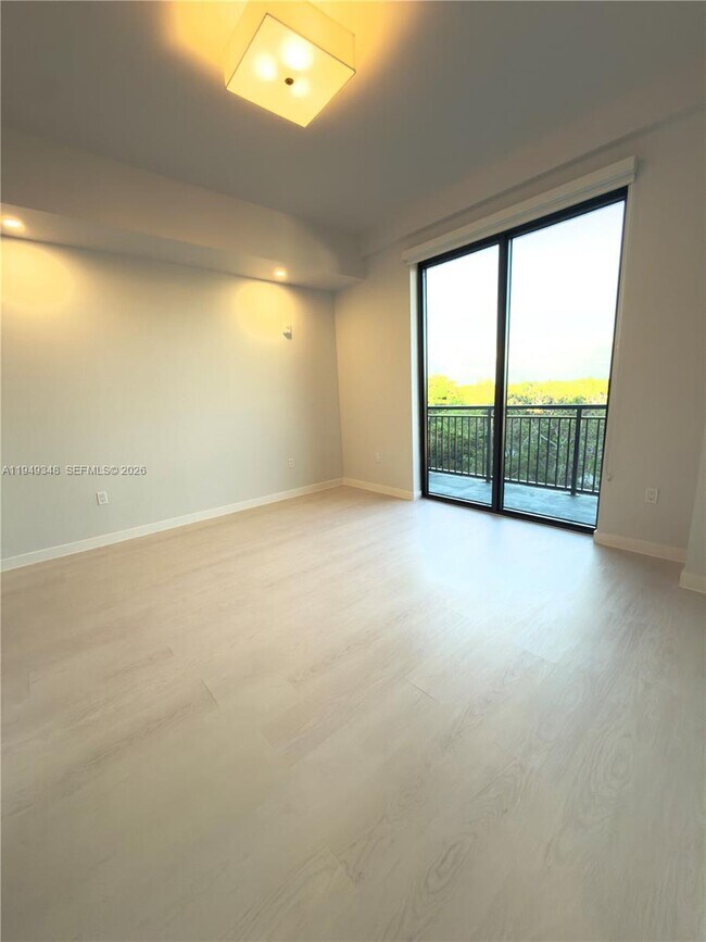 Foto del edificio - 18300 SW 98th Ave