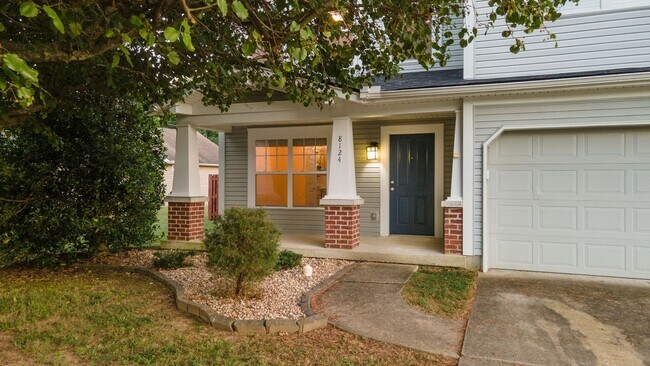 Foto del edificio - **BE THE LUCKY ONE TO LIVE IN THIS UPDATED NASHVILLE/ BELLEVUE HOME**