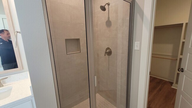 Foto del edificio - Brand New home in Woodstock Park!