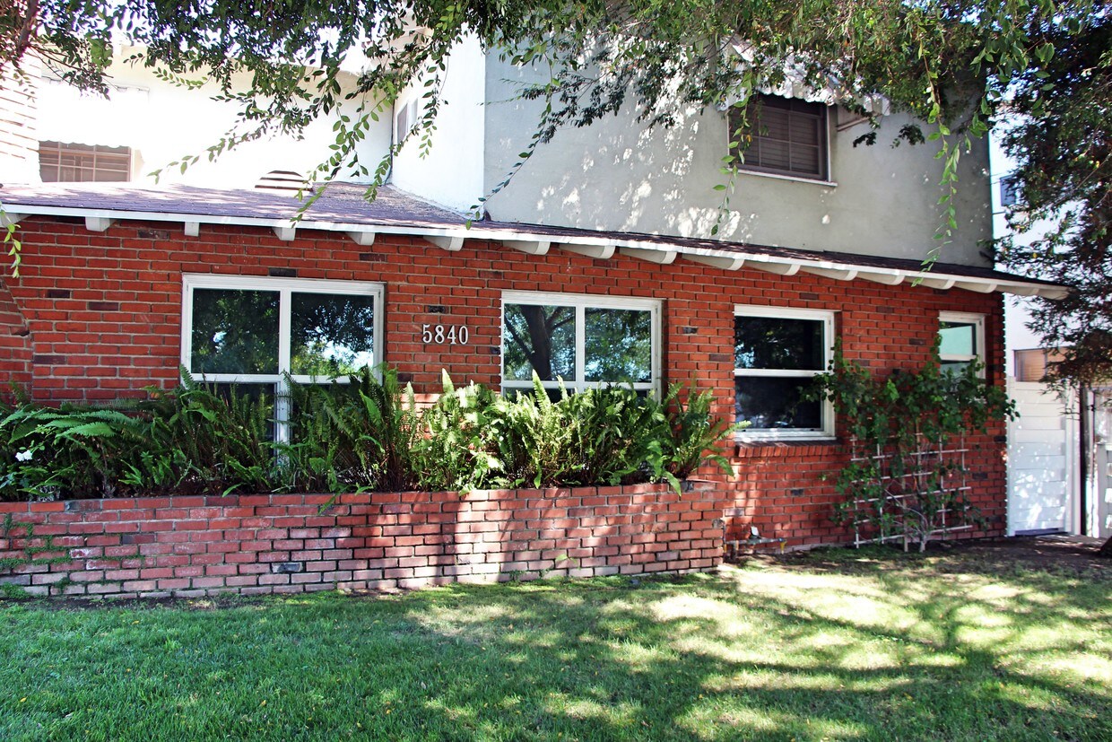 5840 Coldwater Canyon Ave, Los Angeles, CA 91607 5840 Coldwater