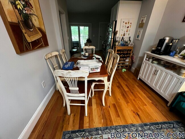 Foto del edificio - 372 Oxford St