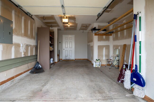 Foto del edificio - 2773 Old Field Rd