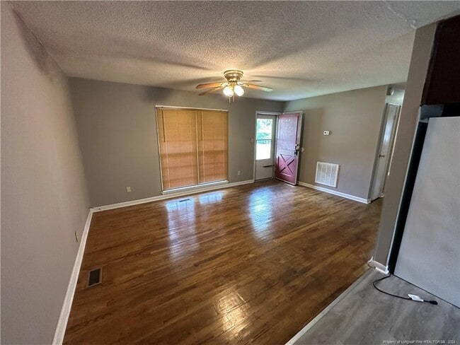 Building Photo - 3211 Brinkley Dr