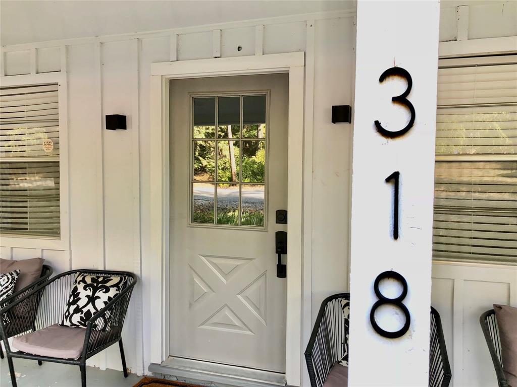 Primary Photo - 318 Windsor Dr