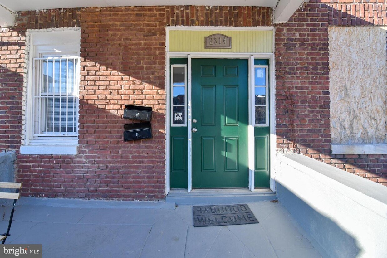 Primary Photo - 2314 Bryant Ave