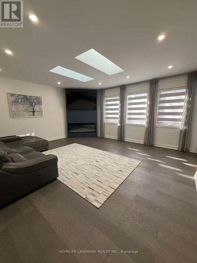 Photo du bâtiment - 119 Fern Valley Crescent