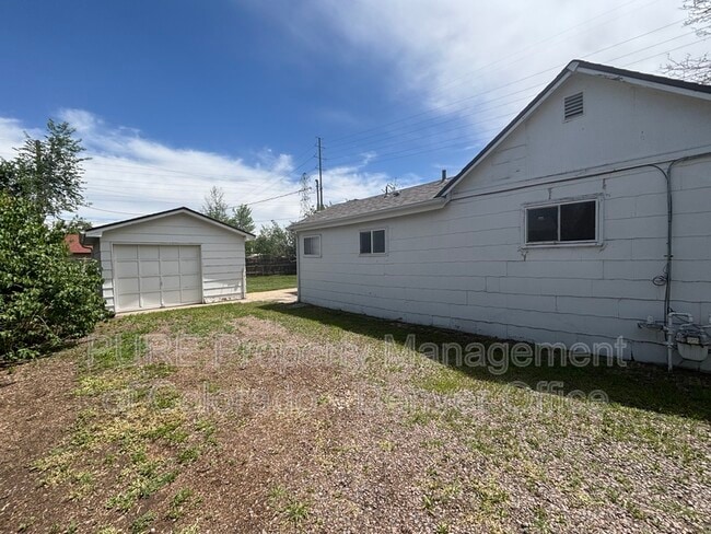 Building Photo - 1040 Harlan St