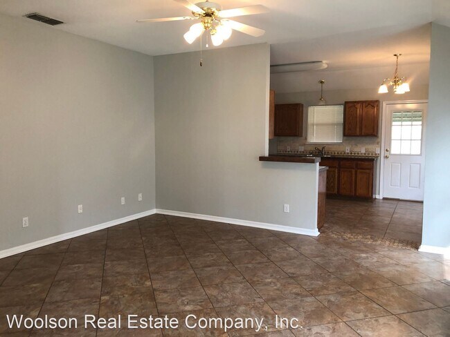 Building Photo - 3 br, 2 bath House - 506 Bridle Ln
