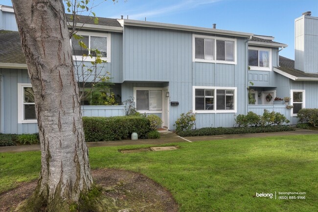 Building Photo - 768 Comet Dr