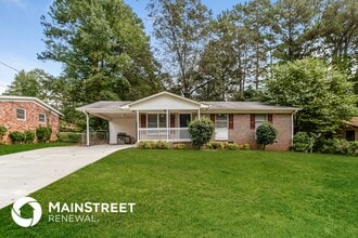 Building Photo - 3940 Scott Dr