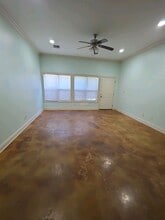 Building Photo - 1201 Glenwood Dr