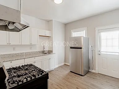 Foto del edificio - 4128 Schiller Pl