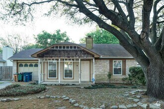 Building Photo - 8615 Ruddington Dr