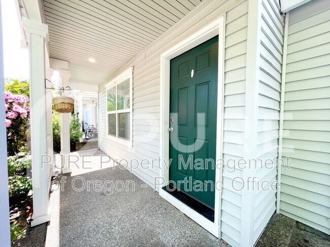 Building Photo - 16964 NW Desert Canyon Dr
