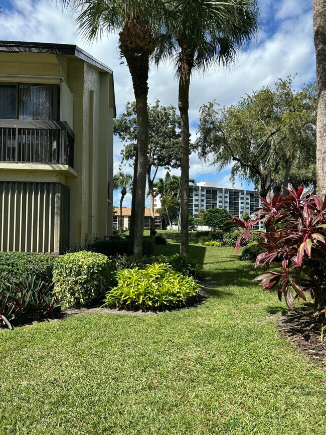 Foto del edificio - 2051 SW 15th St