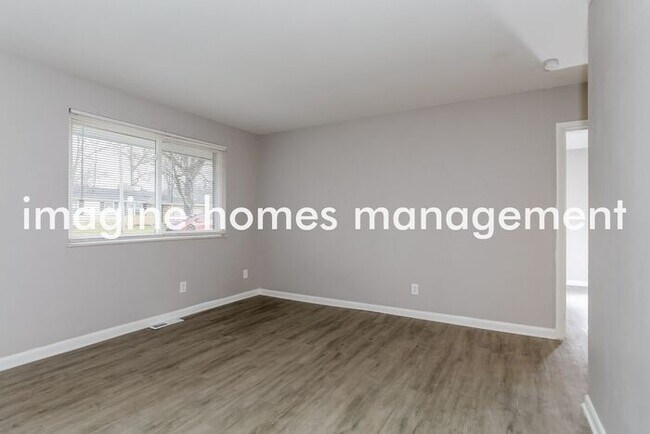 Foto del edificio - Pet friendly, 3 bedroom ranch close to Jew...