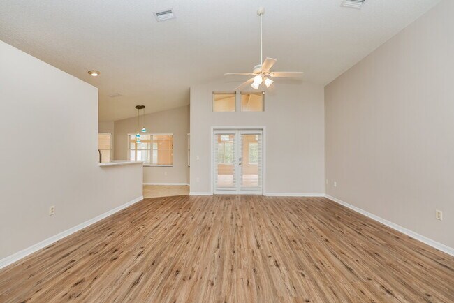 Foto del edificio - 10232 Arrow Creek Rd