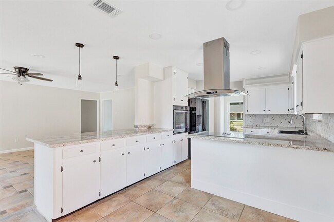 Foto del edificio - 1038 Cottage Oak Ln