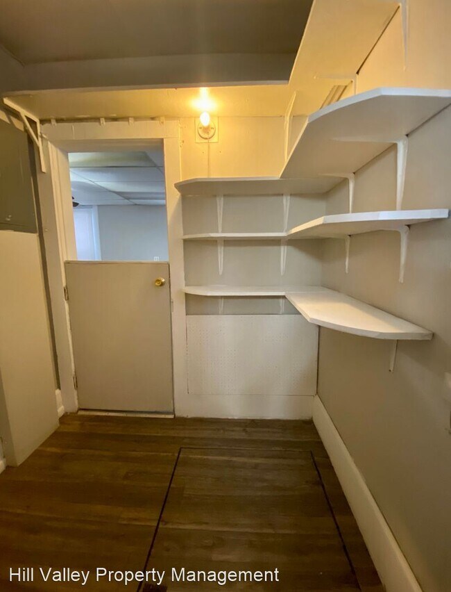 Building Photo - 2 br, 2 bath House - 1426 S Center