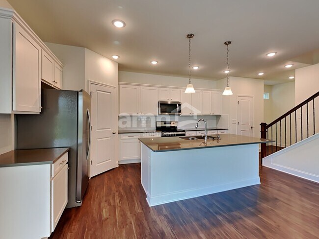 Foto del edificio - 608 Alcovy Walk Dr
