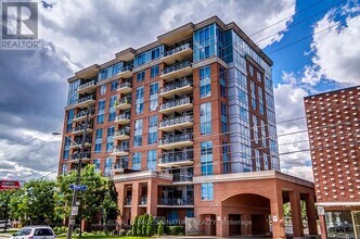 Building Photo - 2772 Keele St