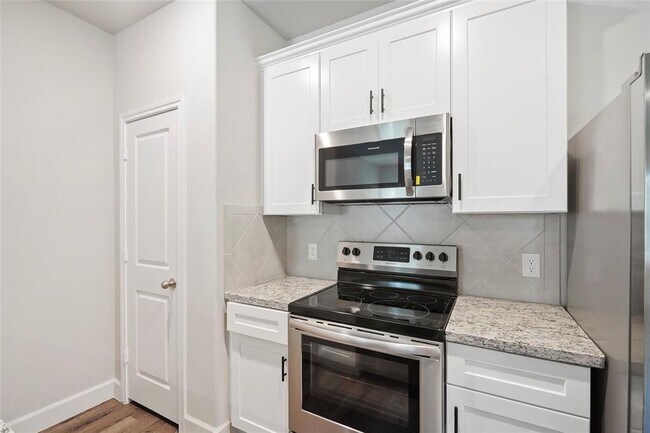 Foto del edificio - 412 Avenue H