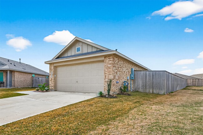 Building Photo - 26827 Prairie Smoke Ln