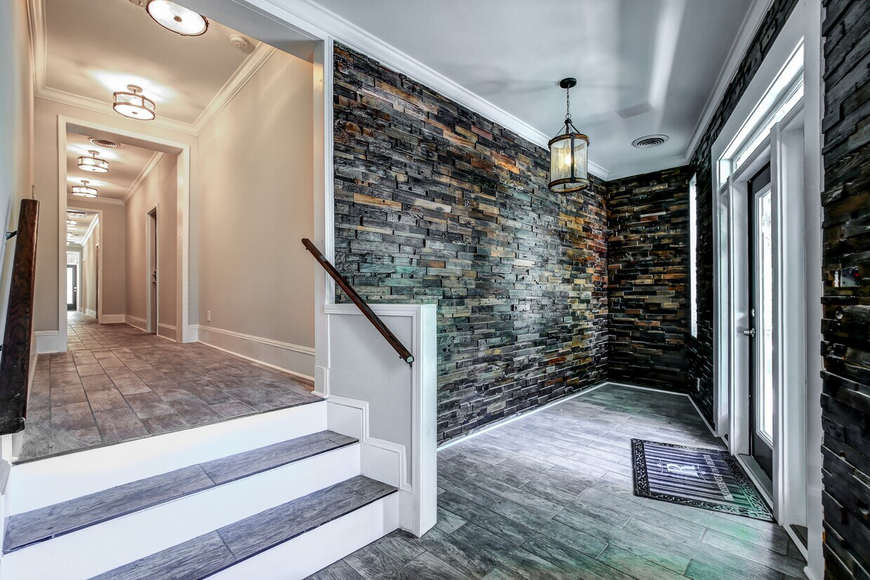 Foto del edificio - 1743 N Decatur Rd