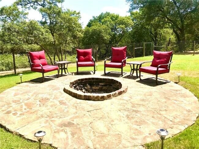 Building Photo - 3209 Crosswind Dr