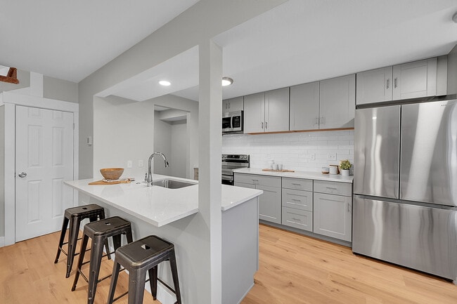 Photo - 7700 W Glasgow Pl Townhome