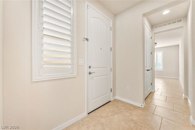 Building Photo - 12240 Olivetta Ct
