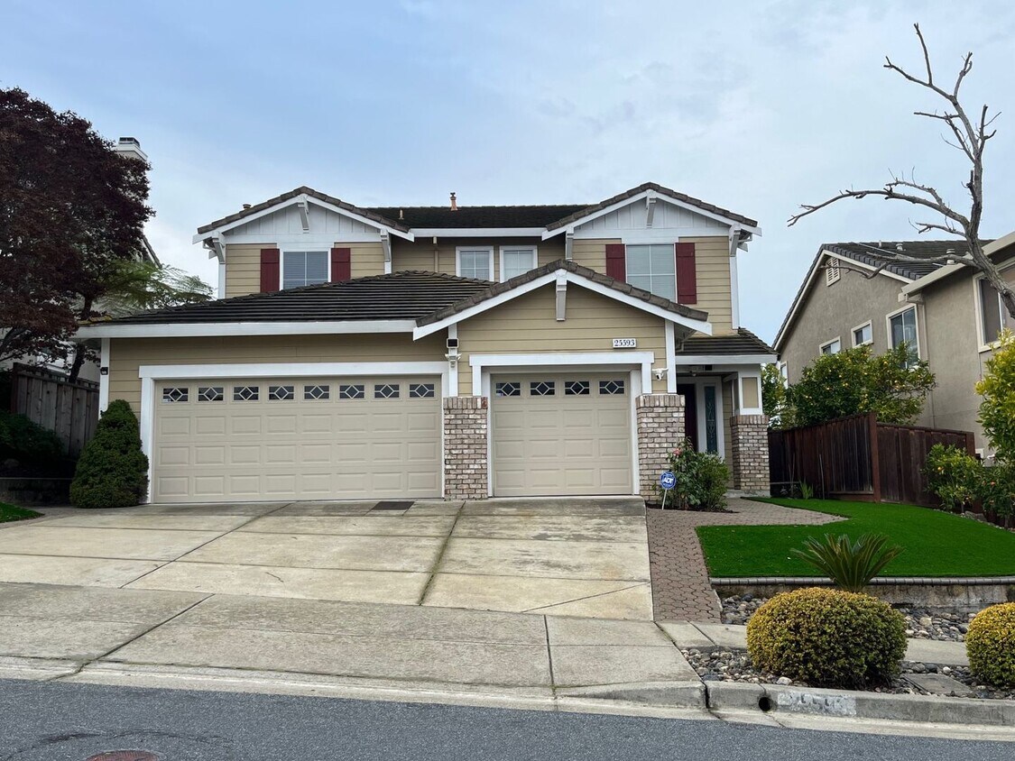 COMING SOON ! 4BD 3BTH HOME House Rental in Castro Valley, CA