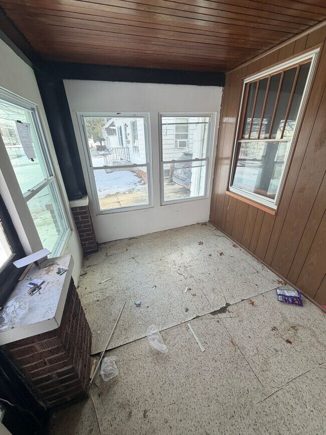 Building Photo - 22680 Coulter Ave