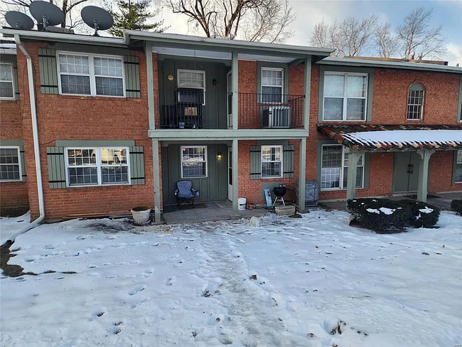 Building Photo - 8736 Santa Bella Dr