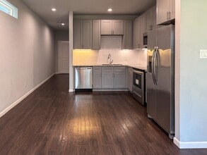 Building Photo - 4939 Ambient Dr