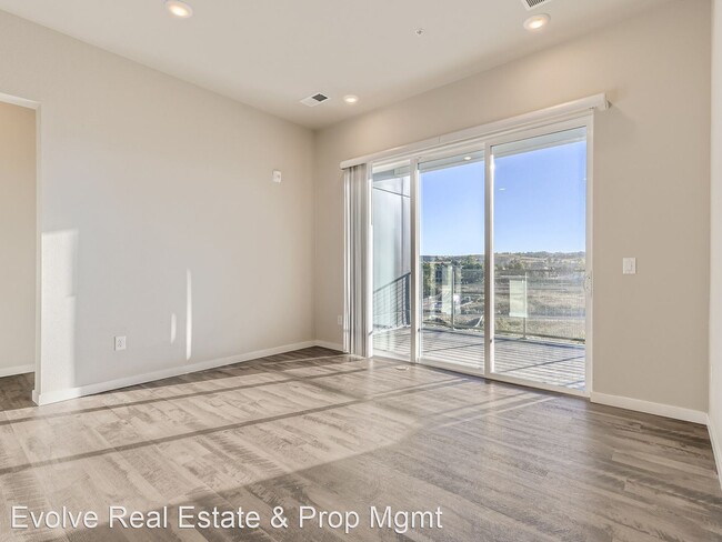 Building Photo - 2 br, 2 bath House - 9283 Twenty Mile Rd #406