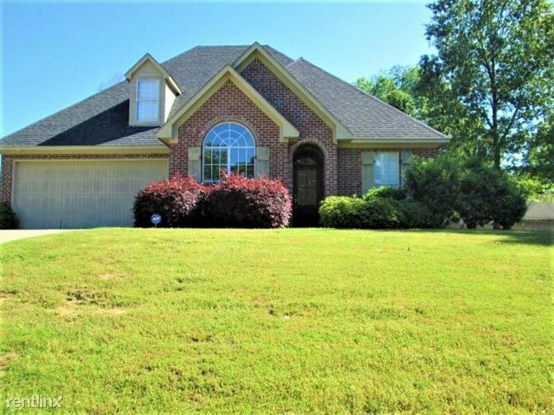 Primary Photo - 3 br, 2 bath House - 203 Manchester Dr