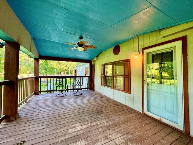 Foto del edificio - 914 County Rd 4882