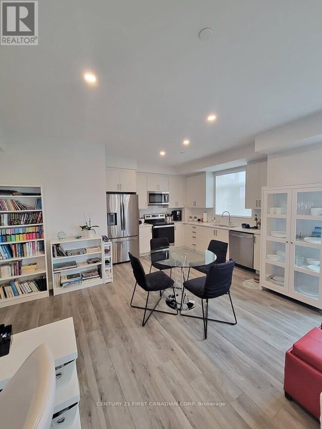 Photo du bâtiment - 200 Callaway Rd