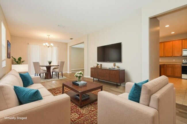 Foto del edificio - 15516 Long Cypress Dr