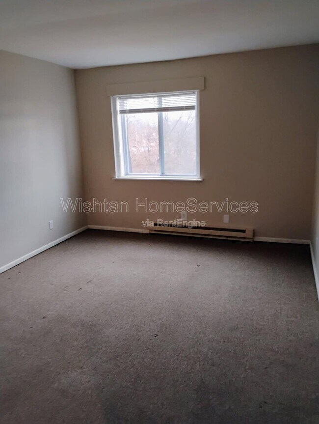 Foto del edificio - 218 Charleston Blvd