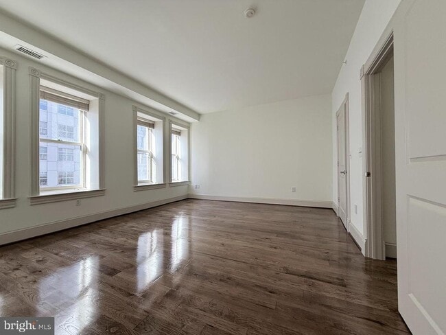 Foto del edificio - 515 9th St NW