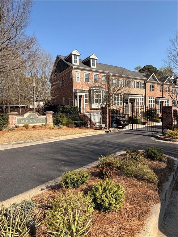 Foto del edificio - 1585 Mosaic Way