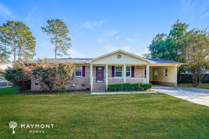 Foto principal - 107 Sedgewood Ln