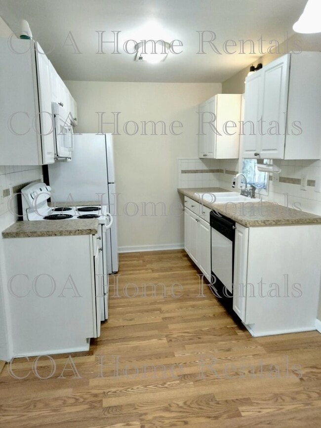 Foto del edificio - Adorable remodeled home