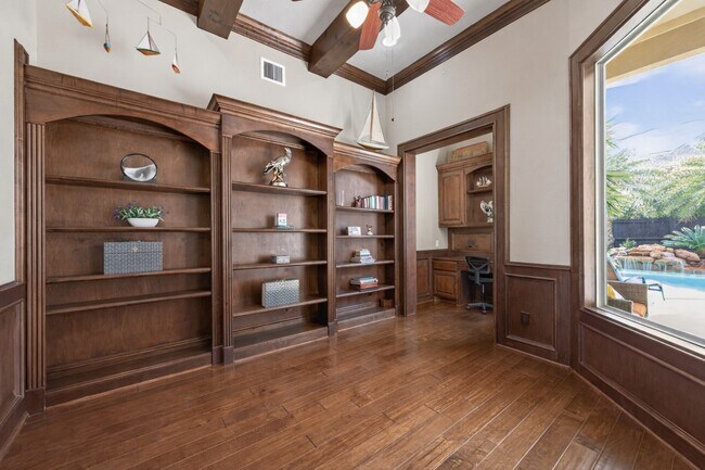 Foto del edificio - 7414 Dayhill Dr