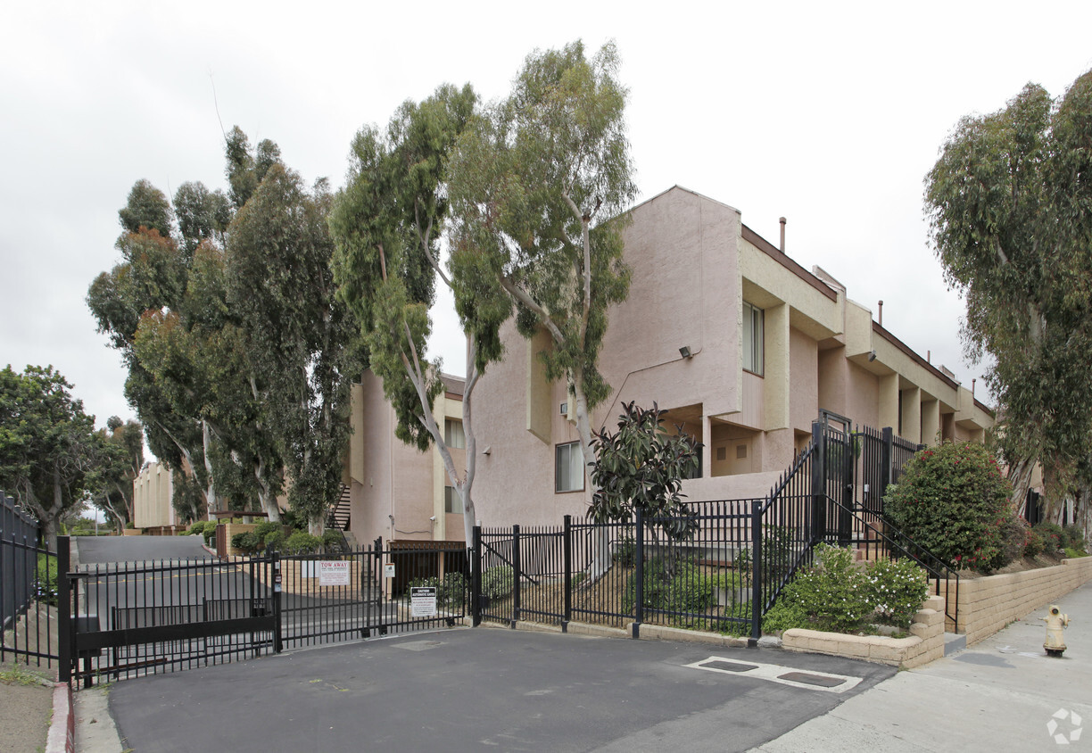 Building Photo - Otay Park Apartments