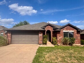 Building Photo - 16224 Panther Way