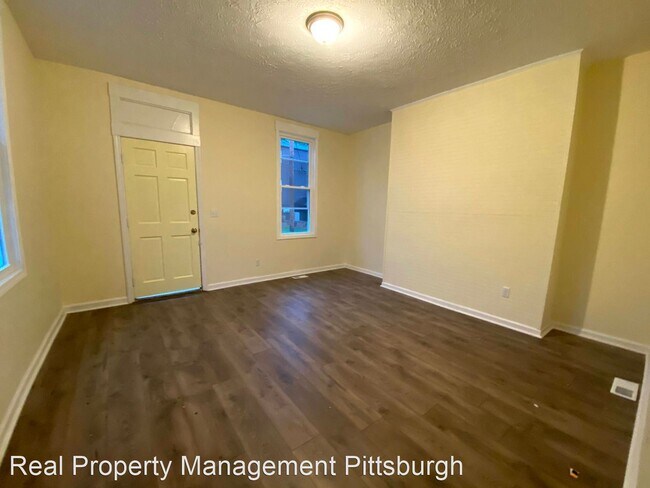 Building Photo - 3 br, 1 bath House - 159 Grant Ave